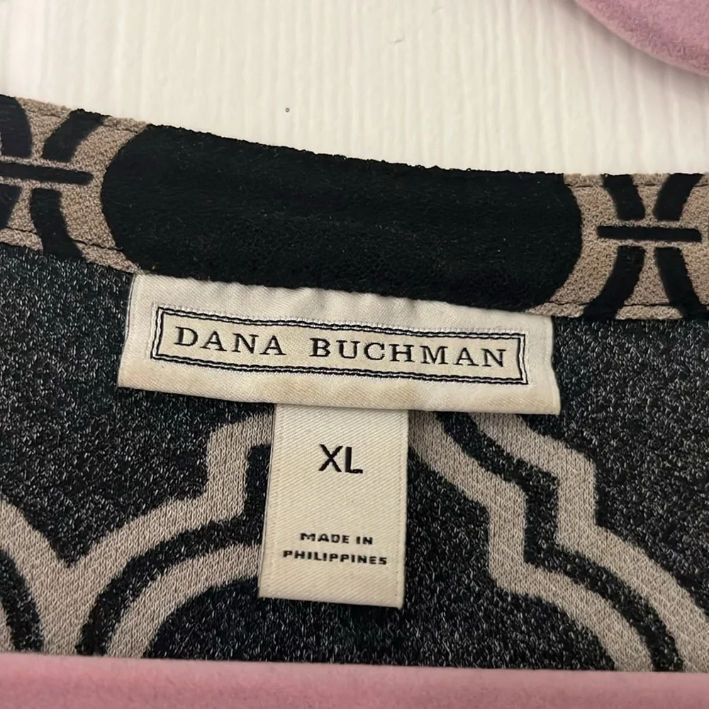 Beautiful, Dana Buckman blouse - Picture 2 of 2